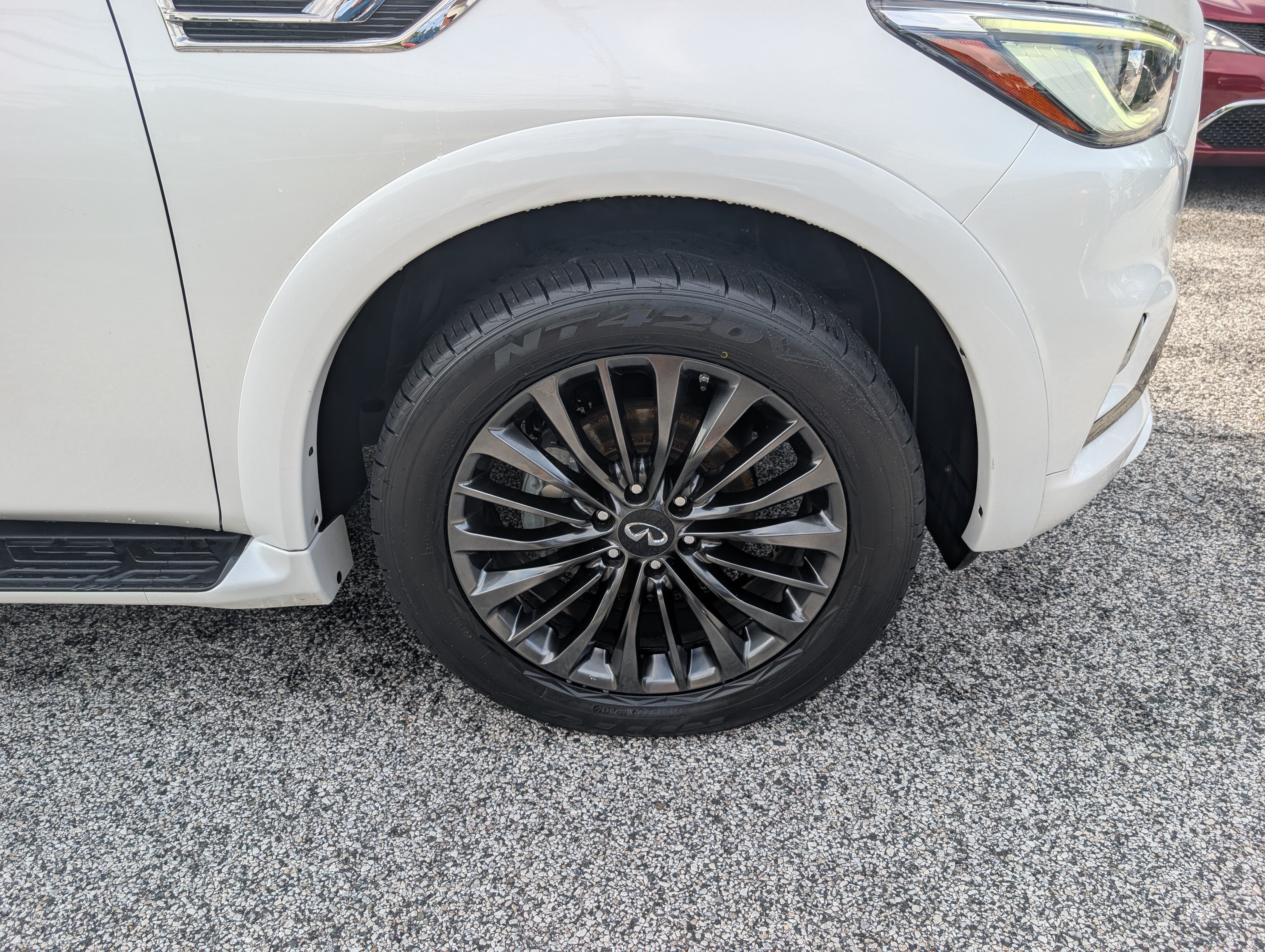 Used 2023 INFINITI QX80 Premium Select w/ Cargo Package AWD/4WD image 11