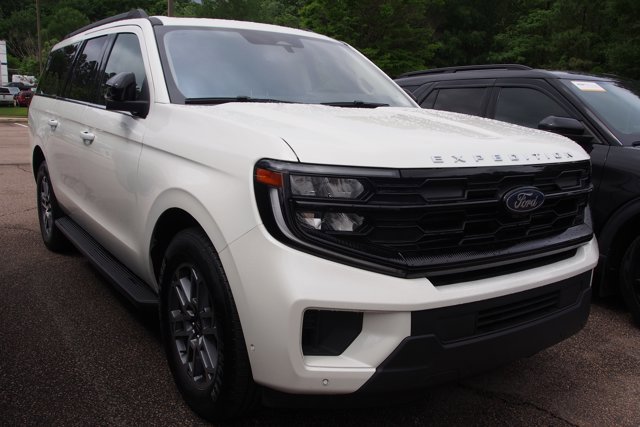 Certified 2025 Ford Expedition Max Active RWD image 2