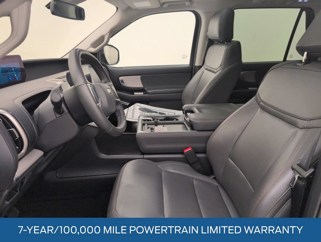 Certified 2025 Ford Expedition Active RWD image 4