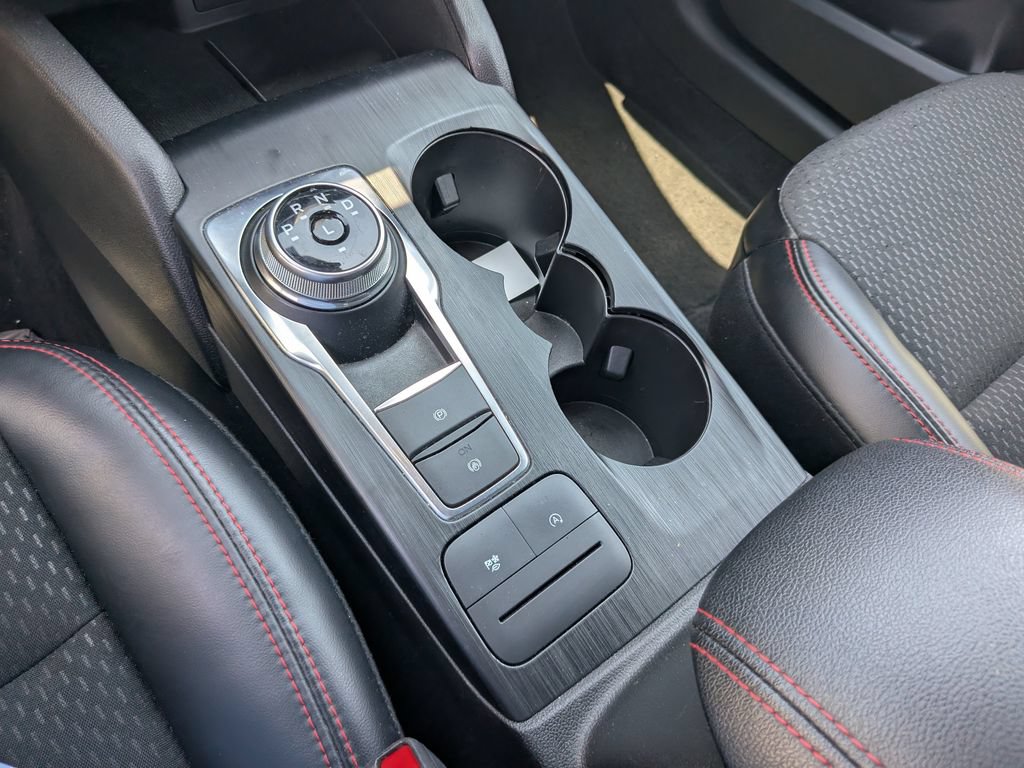 Certified 2025 Ford Escape ST-Line FWD image 22