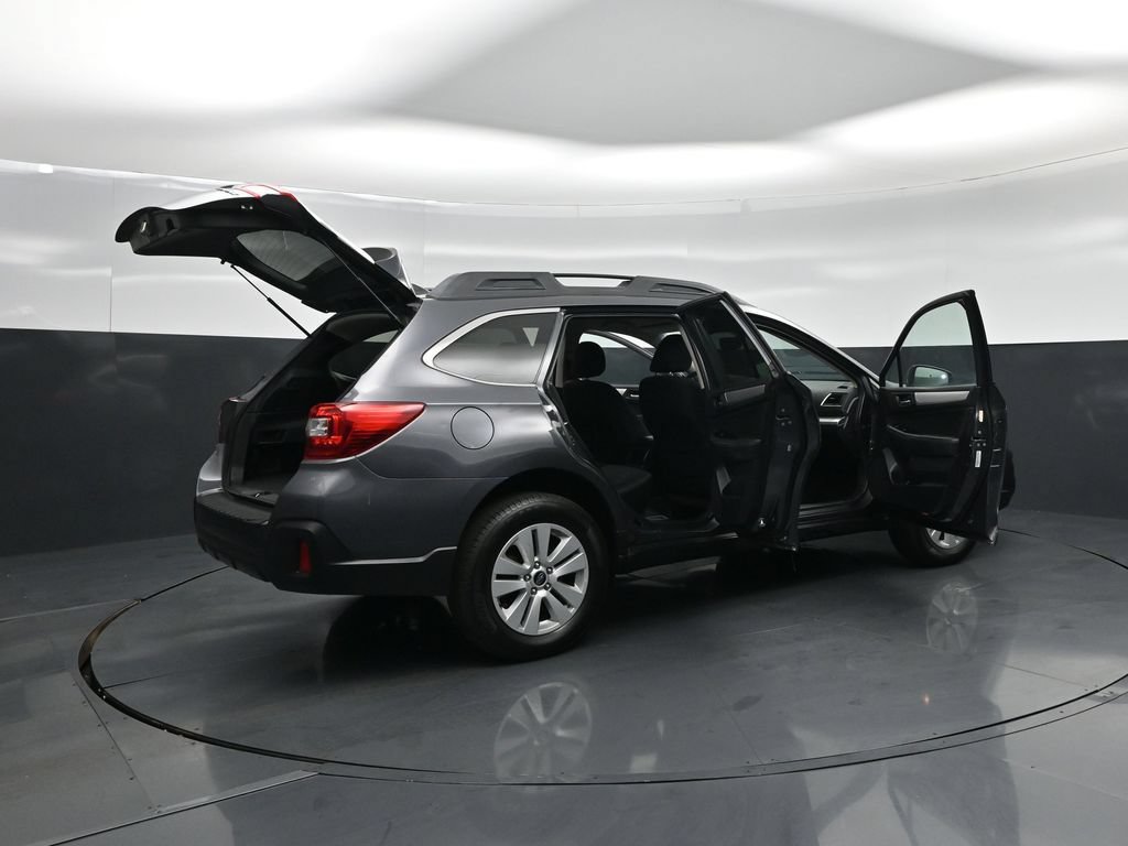 Used 2019 Subaru Outback 2.5i Premium AWD/4WD image 5