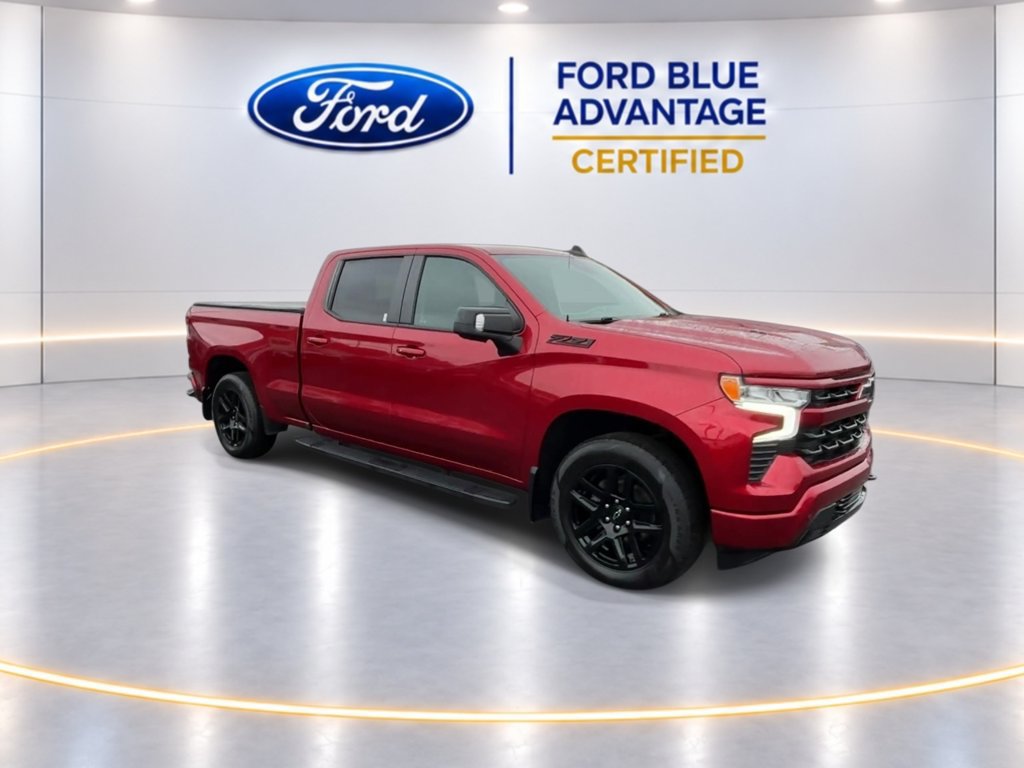 Used 2024 Chevrolet Silverado 1500 RST AWD/4WD image 2