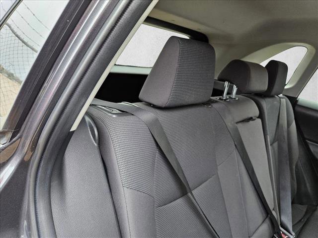 Used 2019 Toyota RAV4 LE image 17