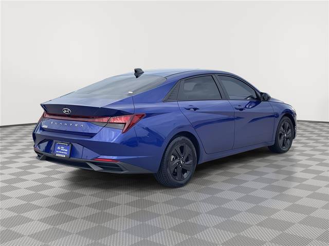 Used 2022 Hyundai Elantra SEL FWD image 7