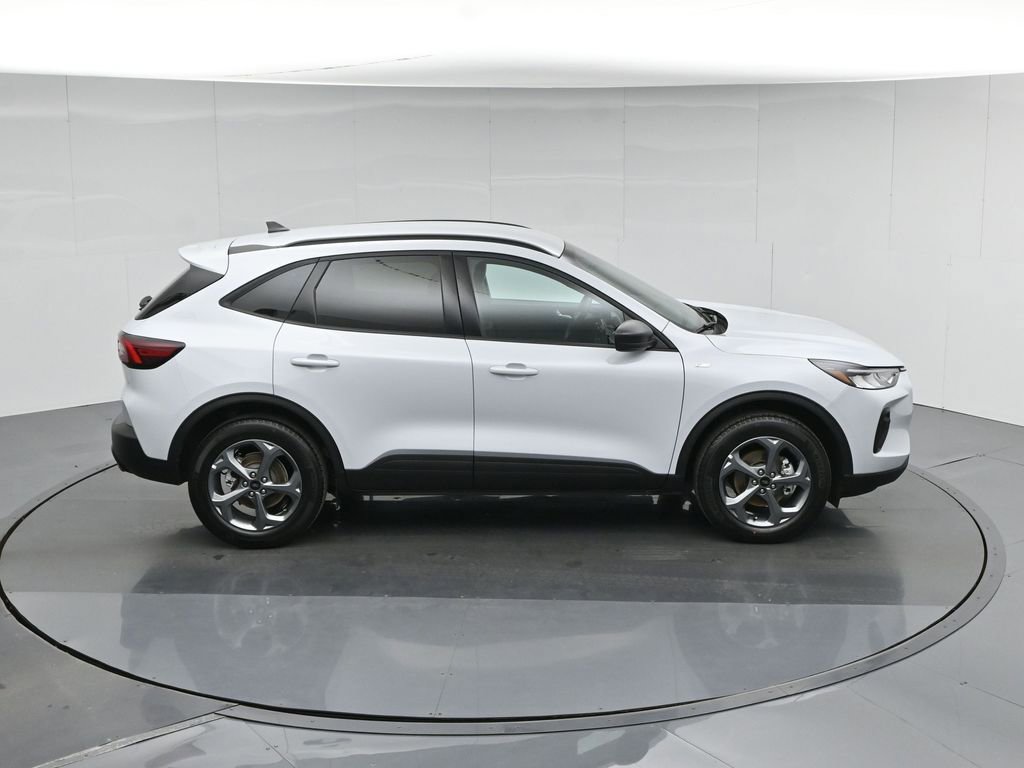 Certified 2025 Ford Escape ST-Line AWD/4WD image 42