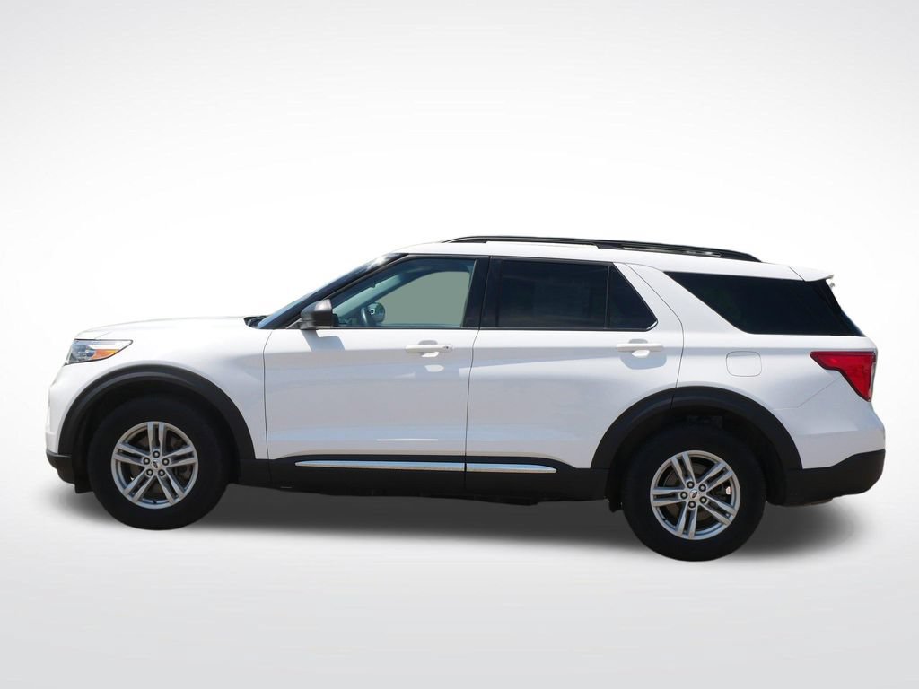 Certified 2024 Ford Explorer XLT AWD/4WD image 6