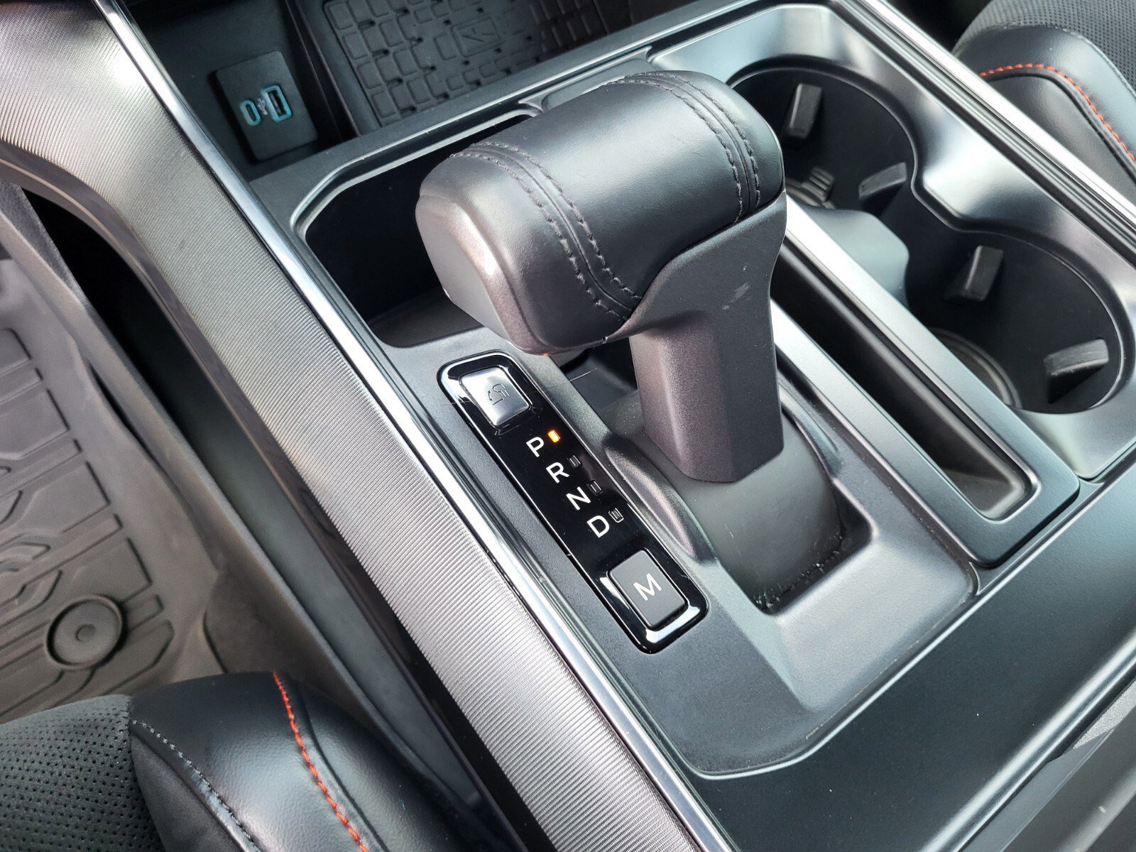 Certified 2023 Ford F150 Raptor w/ Equipment Group 802A Raptor R image 27