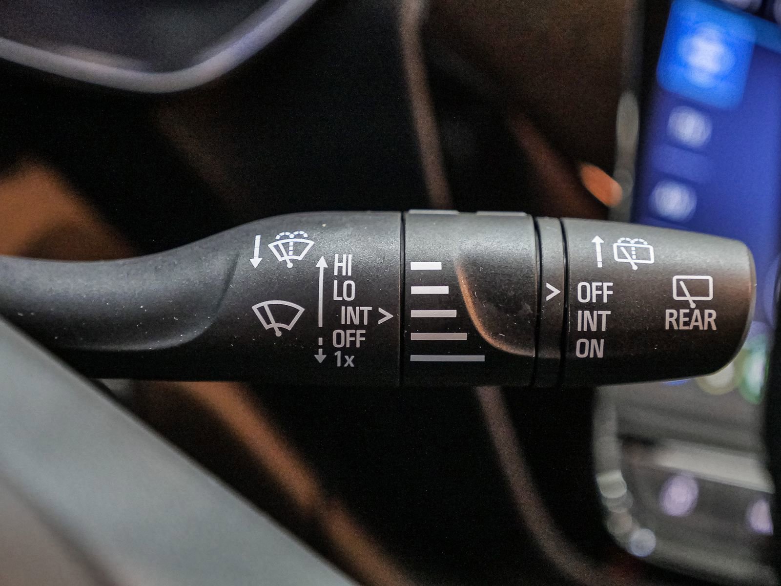 Used 2023 Chevrolet TrailBlazer LT w/ Convenience Package image 36