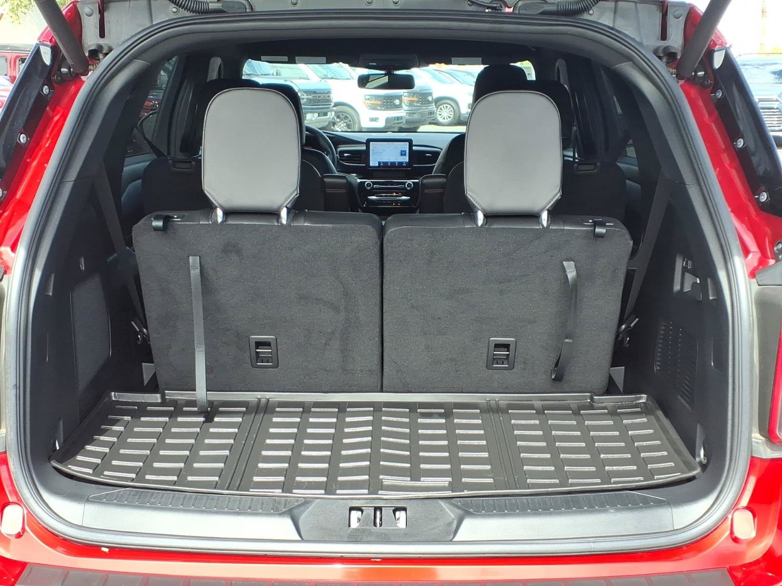 Certified 2023 Ford Explorer ST-Line w/ Class IV Trailer Tow Package RWD image 16