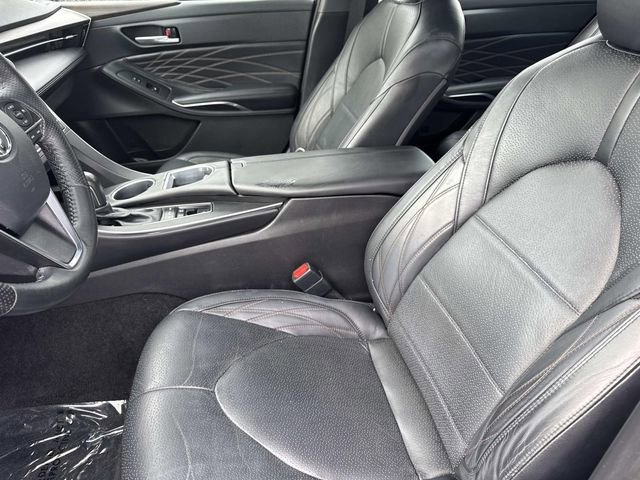 Used 2021 Toyota Avalon Limited image 20