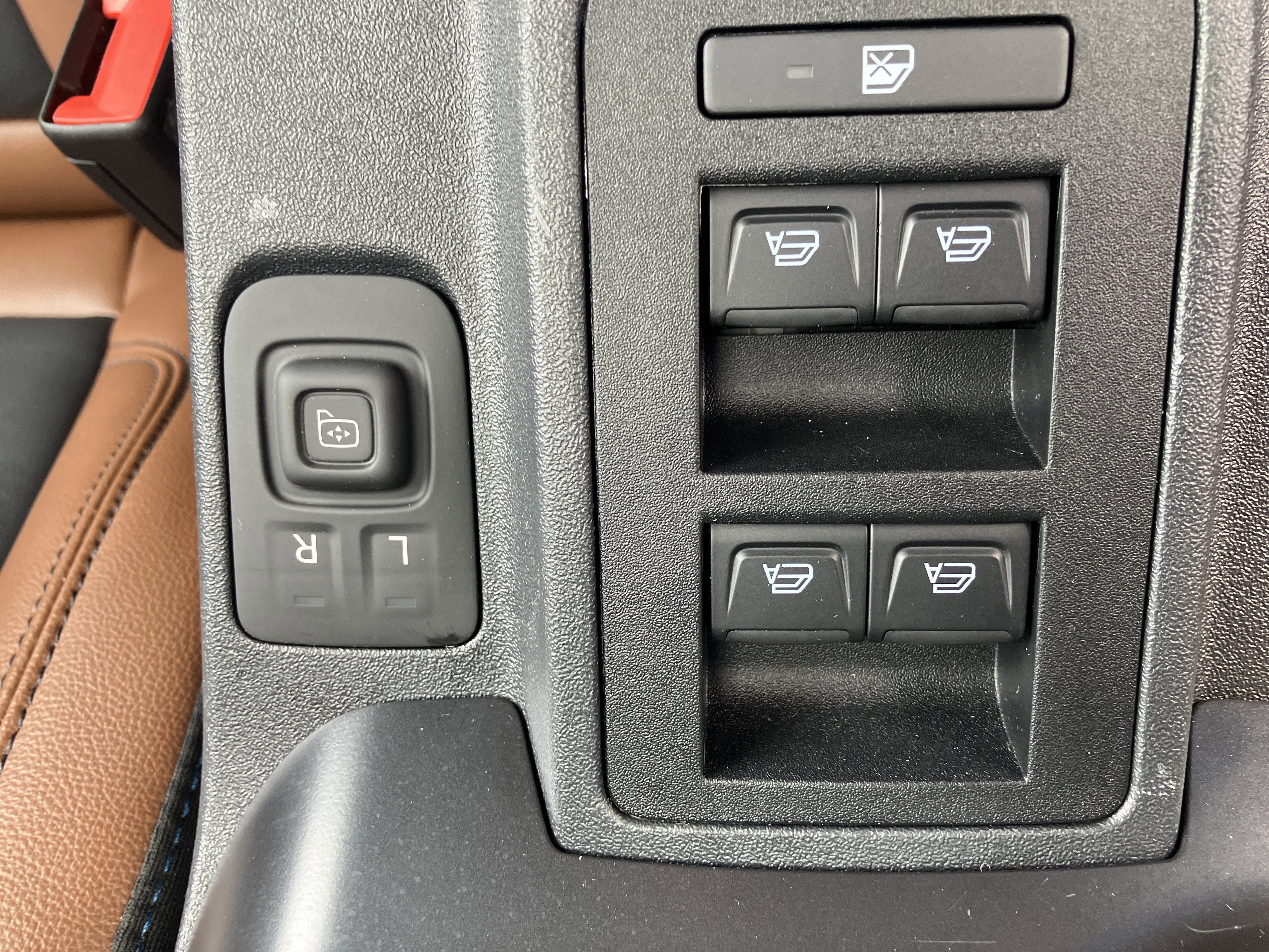 Certified 2024 Ford Bronco Outer Banks image 29