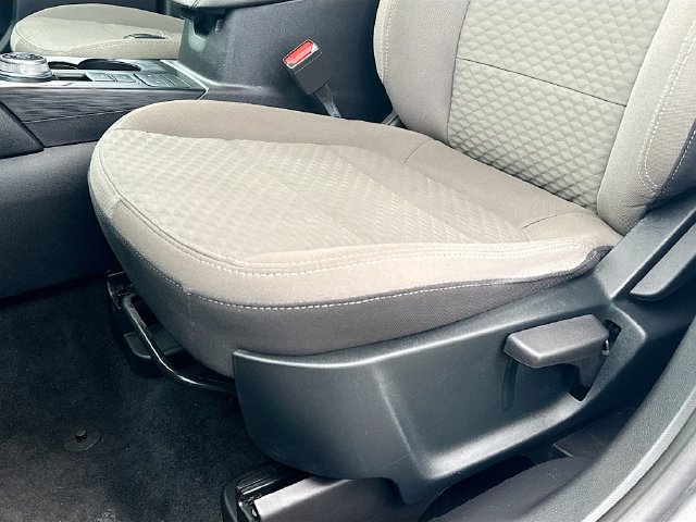 Certified 2022 Ford Escape SE w/ Cold Weather Package FWD image 23