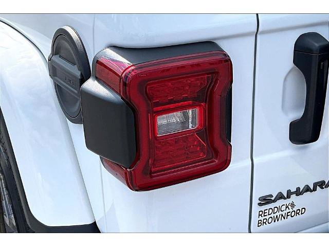 Used 2025 Jeep Wrangler Unlimited Sahara AWD/4WD image 20