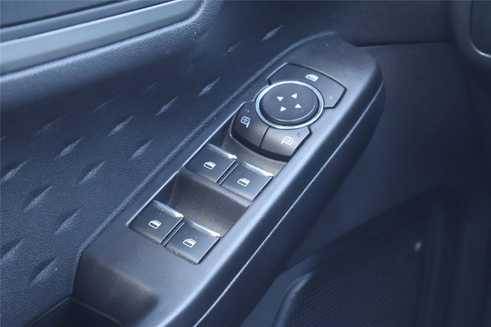 Certified 2020 Ford Escape S image 17