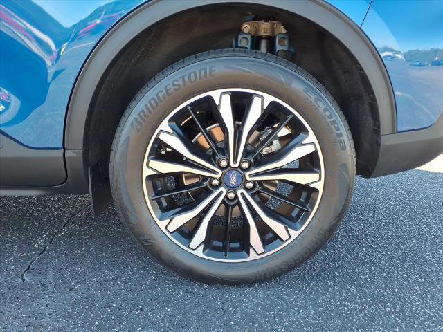 Certified 2022 Ford Escape SE w/ SE Sport Appearance Package image 23