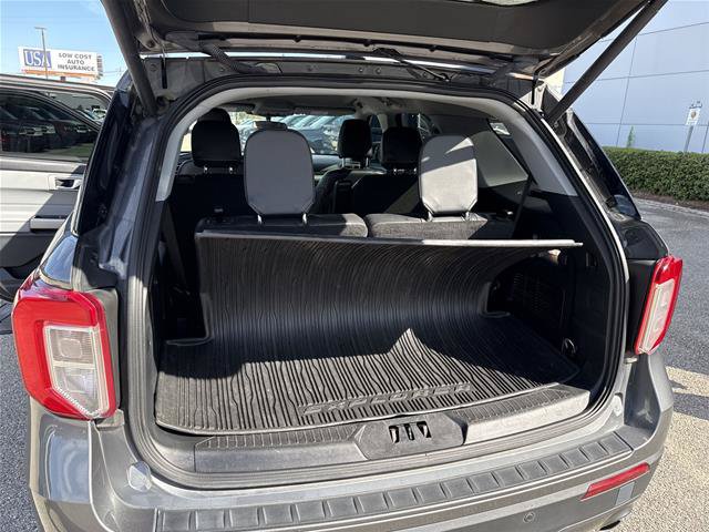 Certified 2023 Ford Explorer XLT w/ Equipment Group 202A RWD image 30
