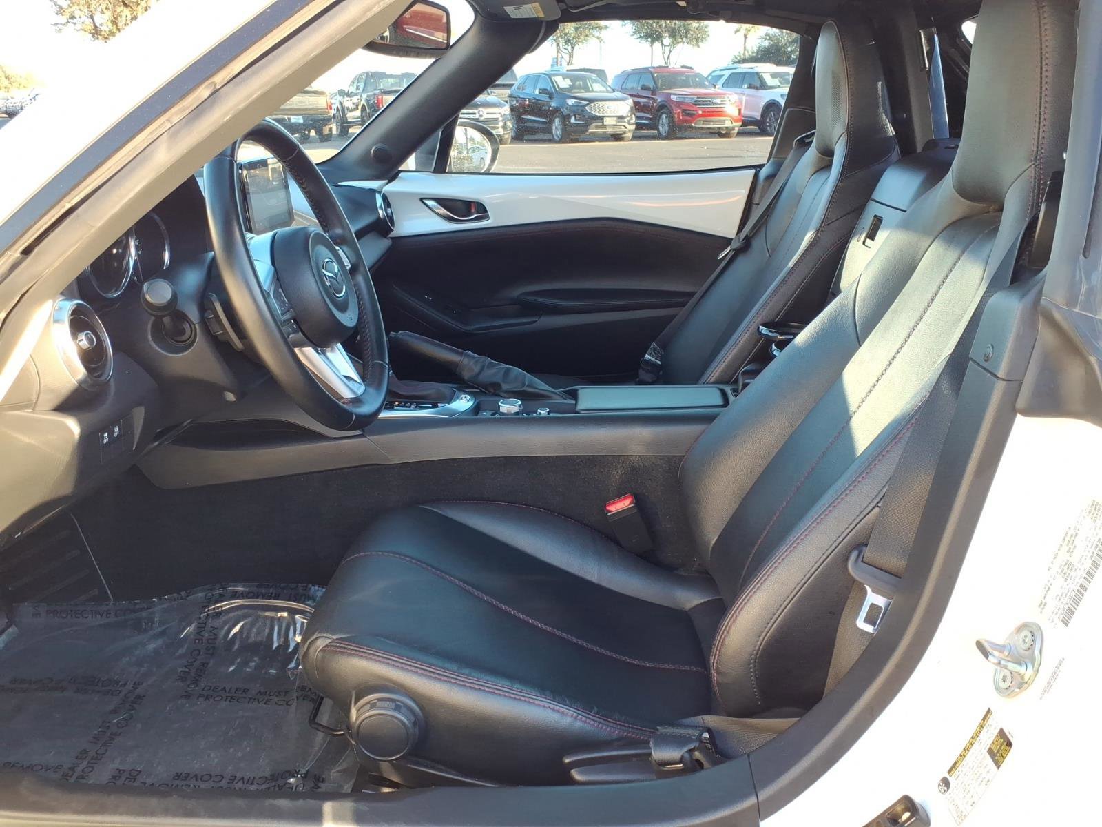 Used 2019 MAZDA MX-5 Miata RF Grand Touring image 10