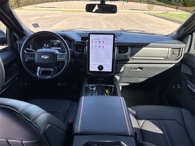 Certified 2023 Ford Expedition Platinum image 14