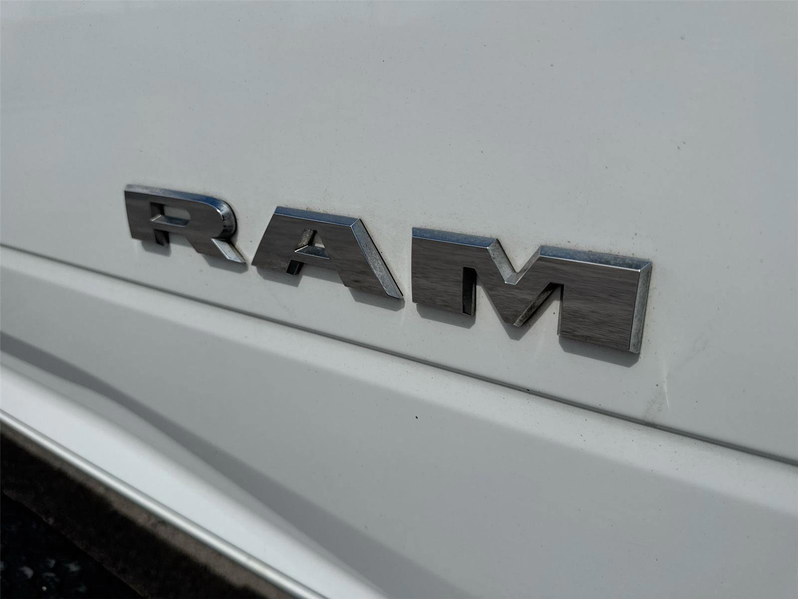 Used 2022 RAM 3500 Tradesman image 29