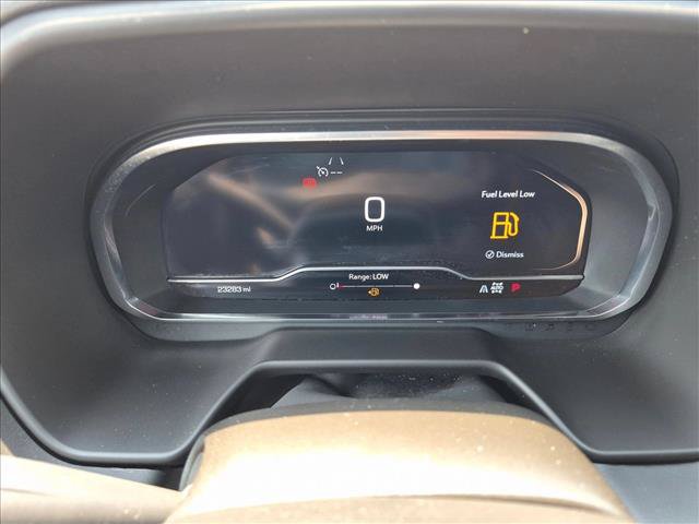 Used 2024 GMC Yukon AT4 w/ Technology Package AWD/4WD image 12