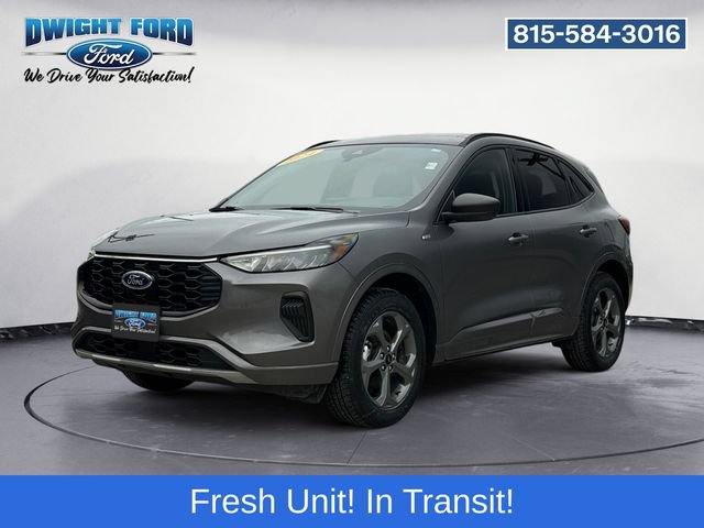 Certified 2024 Ford Escape ST-Line w/ Tech Pack #1 AWD/4WD image 1