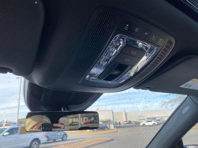 Used 2024 Mercedes-Benz GLE 450e 4MATIC image 25