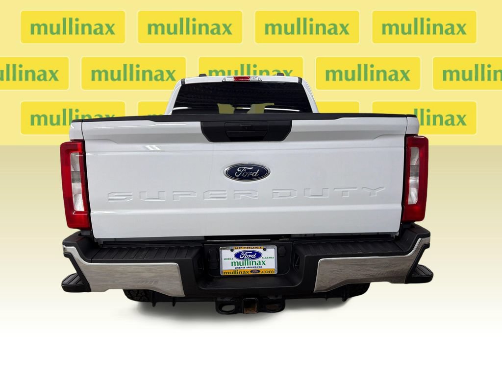 Certified 2025 Ford F250 XLT w/ FX4 Off-Road Package AWD/4WD image 16