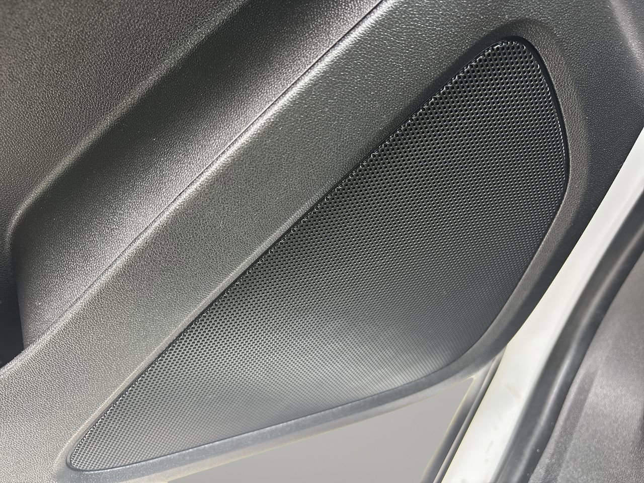 Used 2024 Chevrolet Equinox LS w/ LS Convenience Package image 23