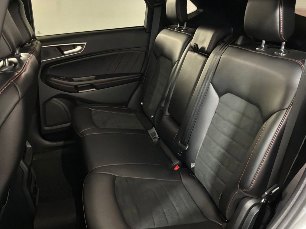 Certified 2023 Ford Edge ST-Line AWD/4WD image 17