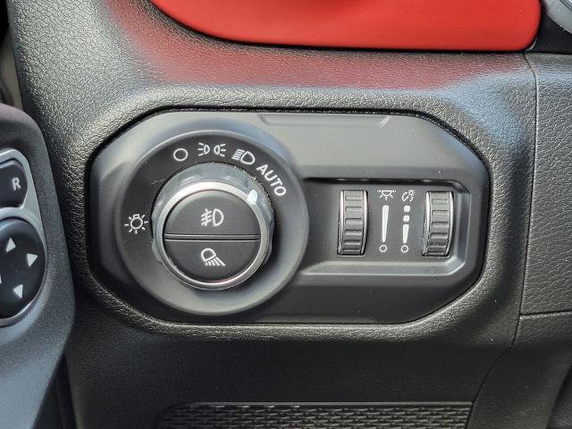 Used 2020 Jeep Gladiator Rubicon image 27