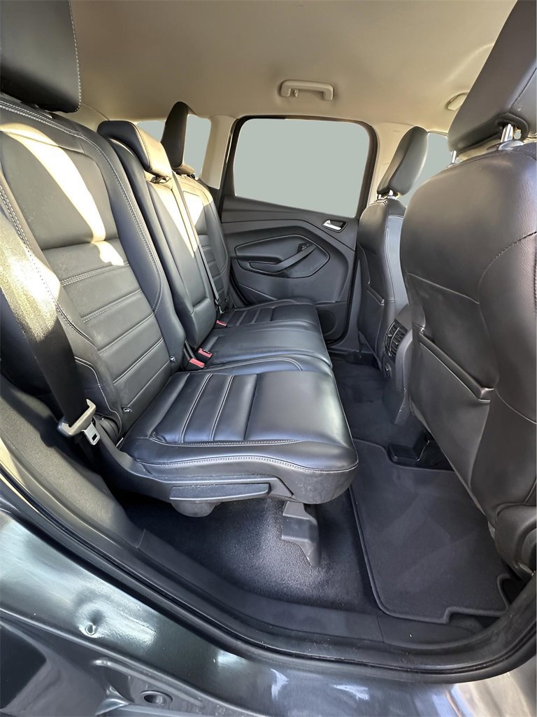 Certified 2019 Ford Escape SEL image 18