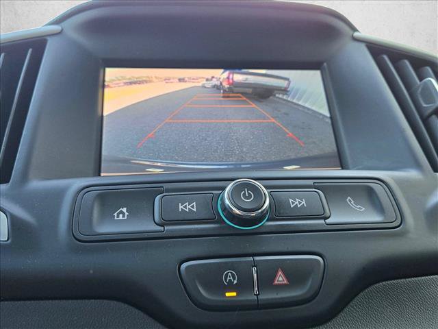 Used 2024 GMC Terrain SLE w/ Driver Convenience Package FWD image 12