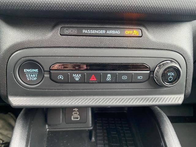 Certified 2025 Ford Bronco Sport Big Bend w/ Black Appearance Package image 23