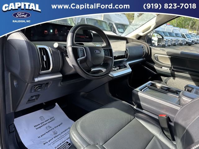 Certified 2025 Ford Expedition Max Platinum image 22