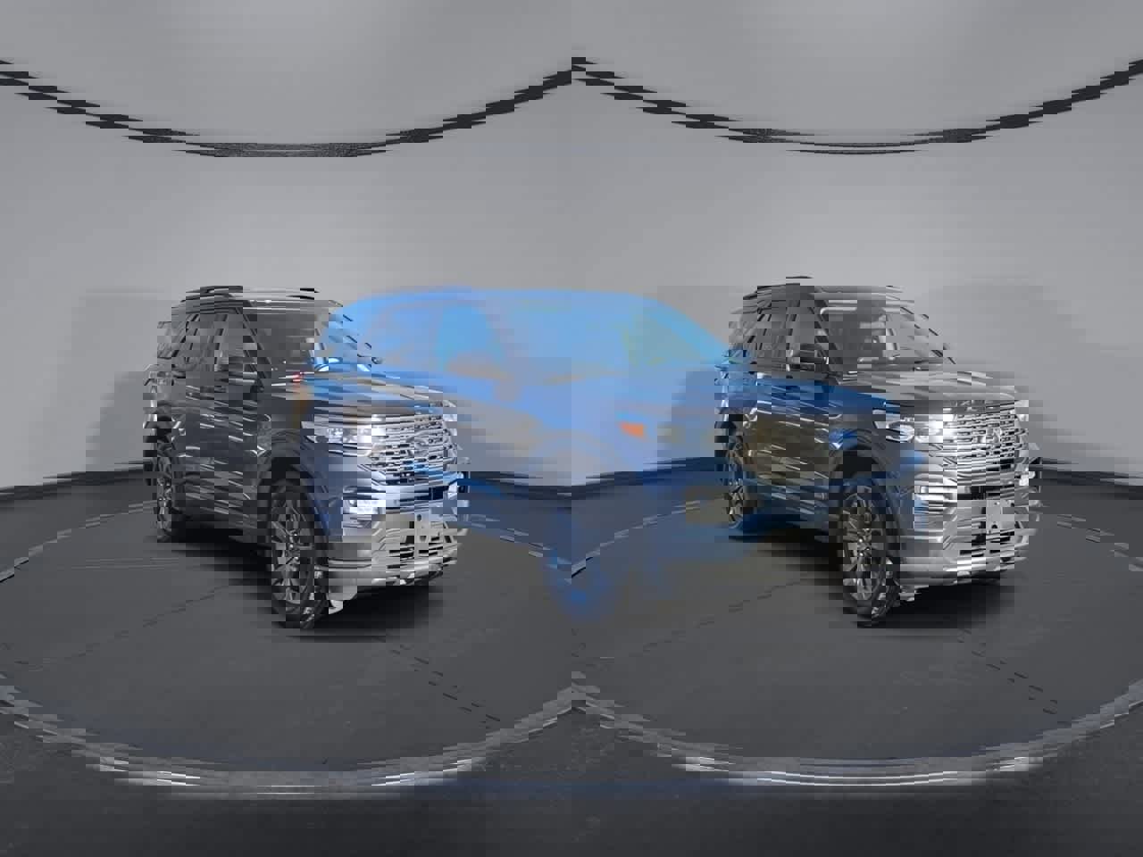 Certified 2022 Ford Explorer XLT w/ Equipment Group 202A image 2