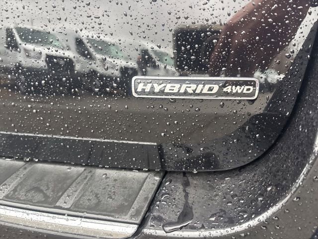 Certified 2023 Ford Explorer Limited w/ Hybrid Equipment Group 310A image 4