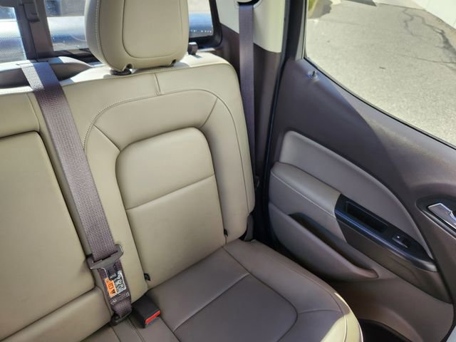 Used 2017 GMC Canyon SLT w/ Trailering Package image 18