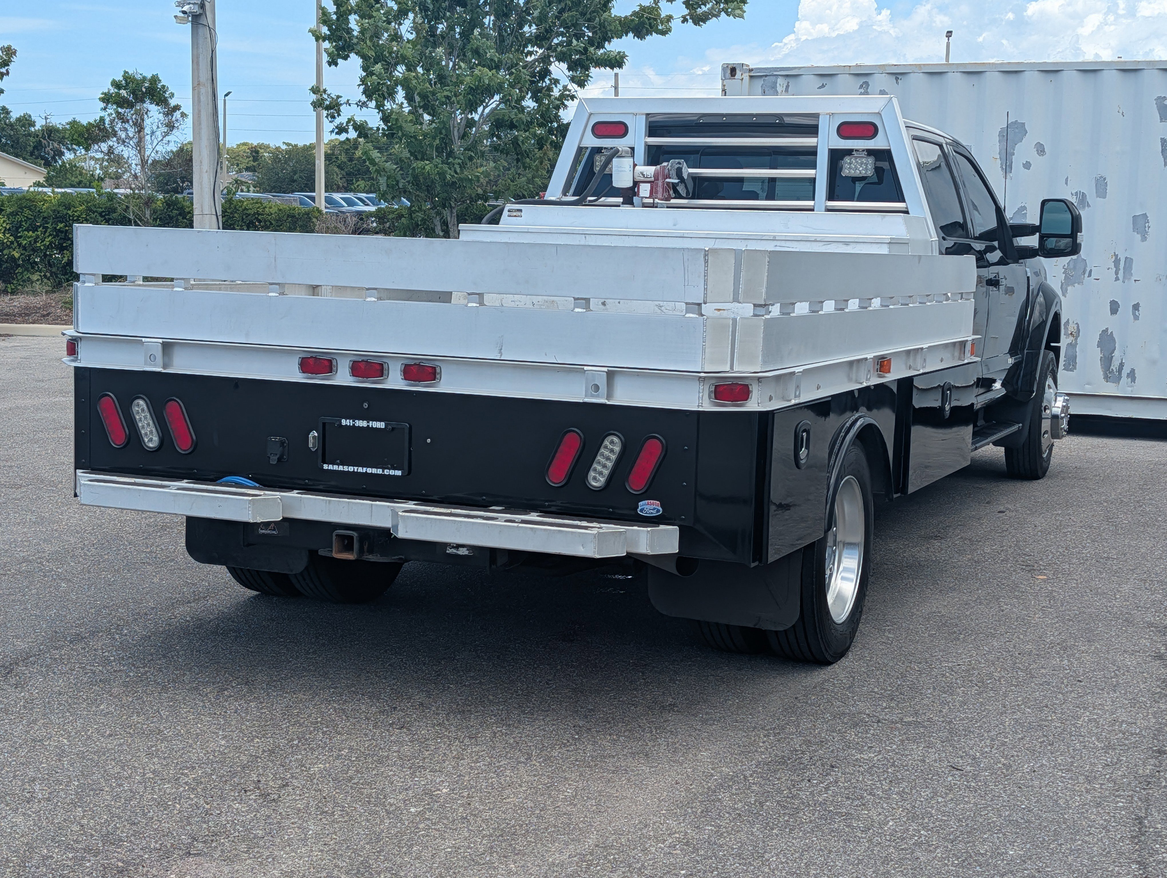 Certified 2022 Ford F450 Lariat w/ Lariat Value Package AWD/4WD image 4