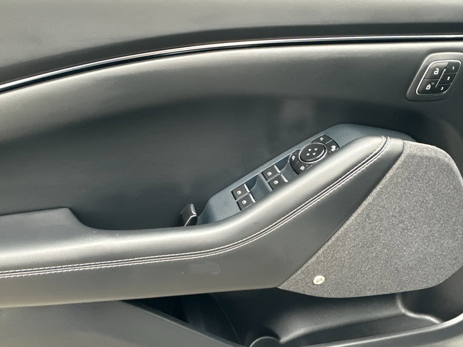 Certified 2022 Ford Mustang Mach-E Premium image 12