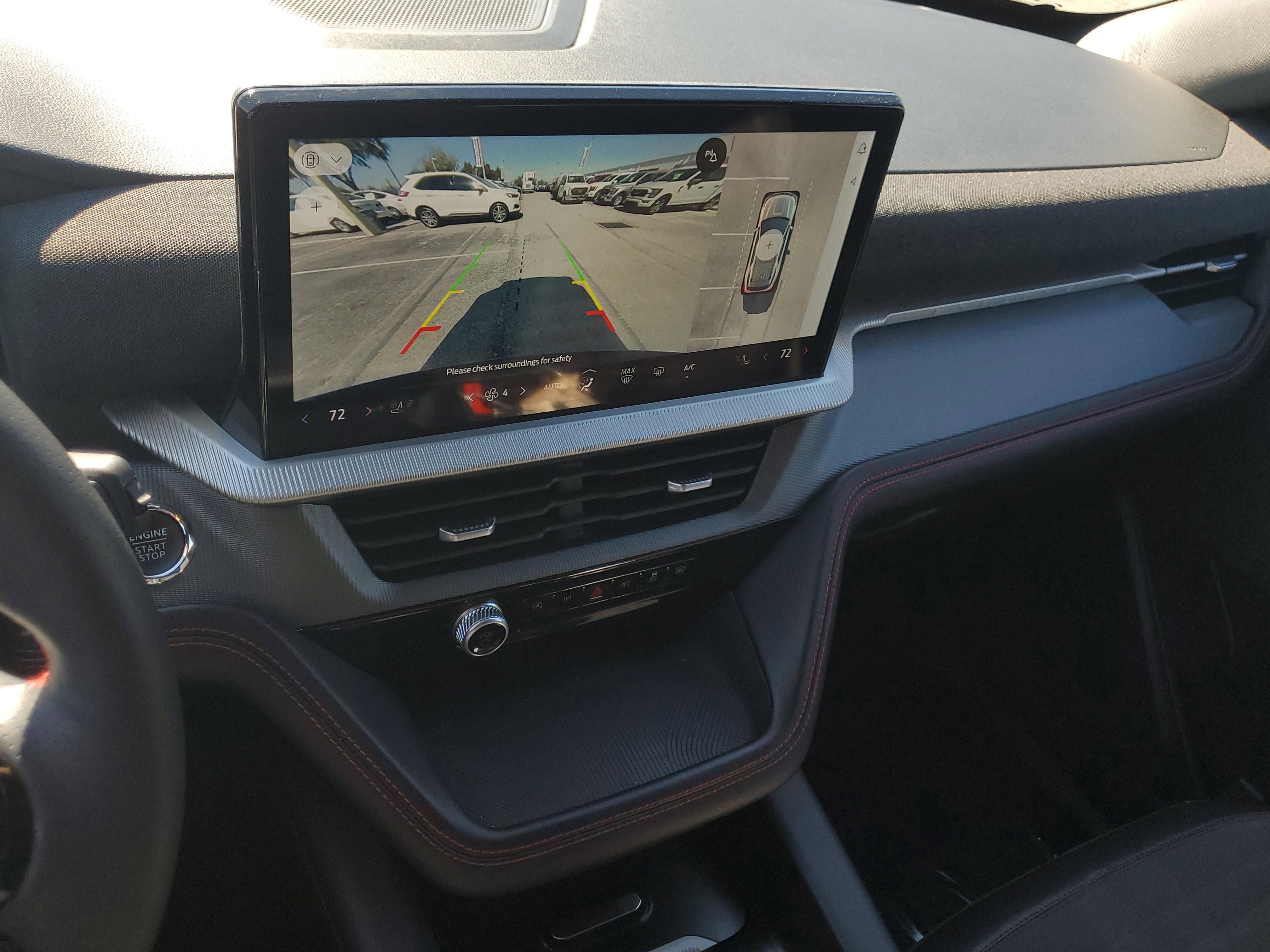 Certified 2025 Ford Explorer ST-Line image 28