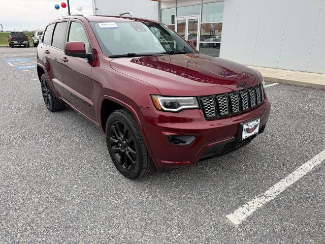 Used 2022 Jeep Grand Cherokee Laredo X AWD/4WD image 7