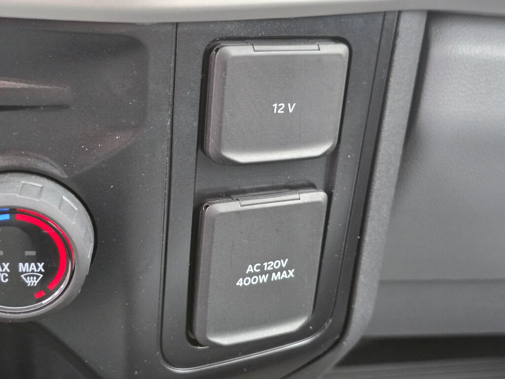 Certified 2025 Ford F250 XLT AWD/4WD image 24