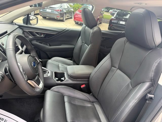 Used 2025 Subaru Outback Touring AWD/4WD image 15