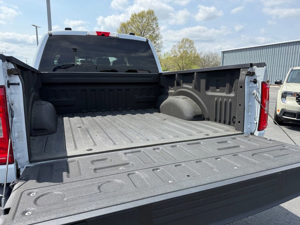 Certified 2022 Ford F150 XLT w/ Equipment Group 302A High image 26