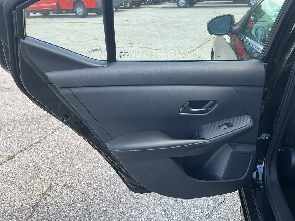Used 2024 Nissan Sentra SV FWD image 14