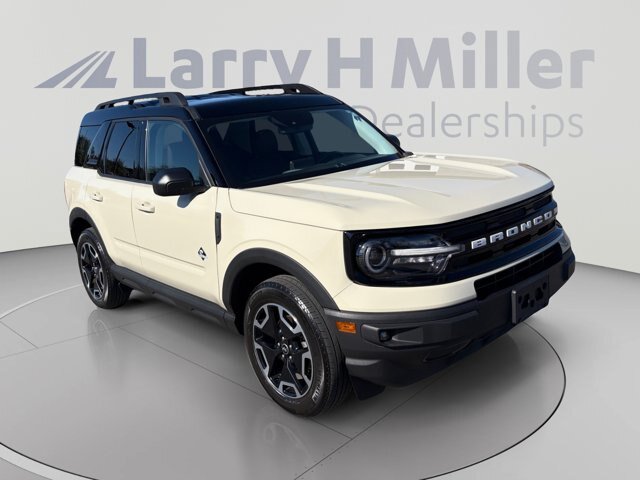 Certified 2024 Ford Bronco Sport Outer Banks AWD/4WD image 6