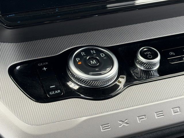 Certified 2025 Ford Expedition Active AWD/4WD image 20