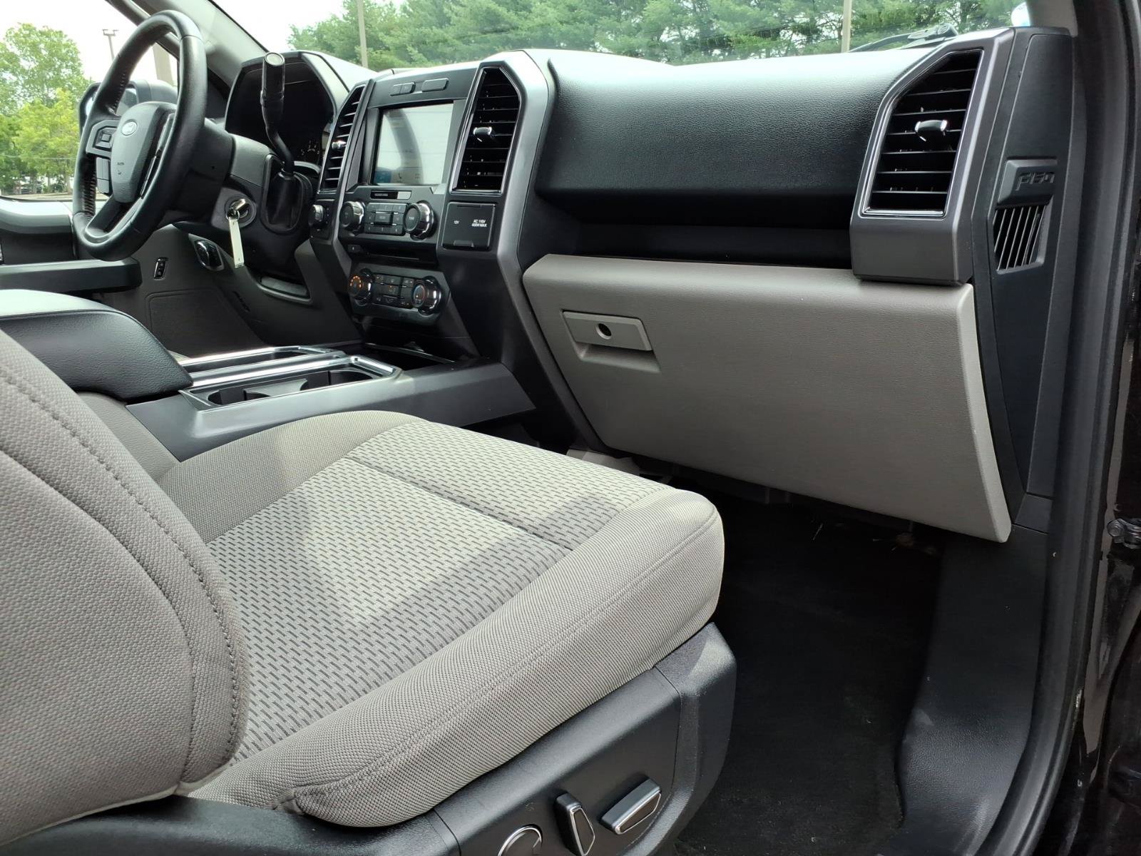 Certified 2017 Ford F150 XLT w/ Equipment Group 302A Luxury AWD/4WD image 10