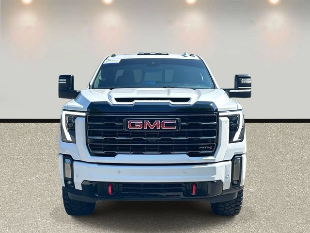 Used 2024 GMC Sierra 2500 AT4 w/ AT4 Preferred Package AWD/4WD image 2