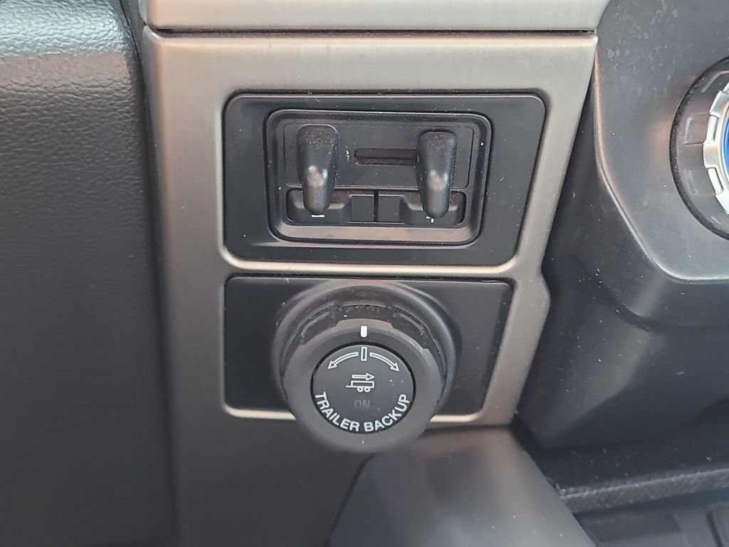 Certified 2022 Ford F250 Platinum w/ Tremor Off-Road Package AWD/4WD image 27